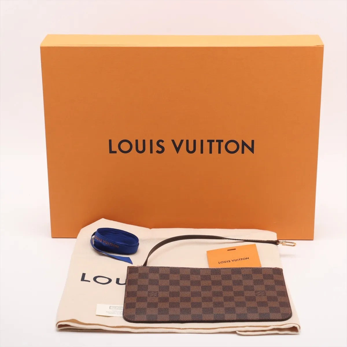 Pre Owned Louis Vuitton Damier MM Canvas Neverfull Handbag