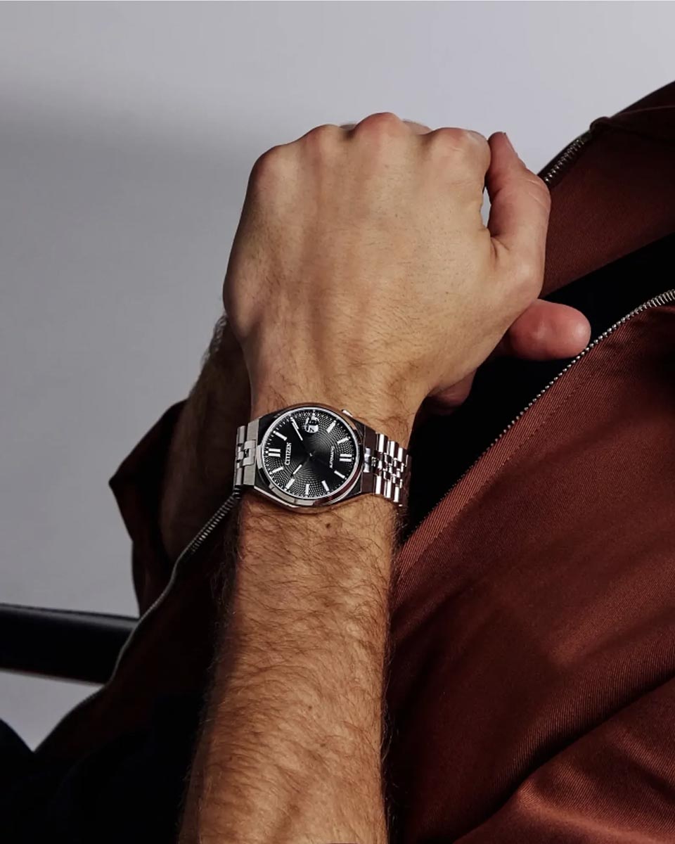 Citizen Tsuyosa Watch with Black Dial and Stainless Steel Bracelet (40mm and automatic movement)