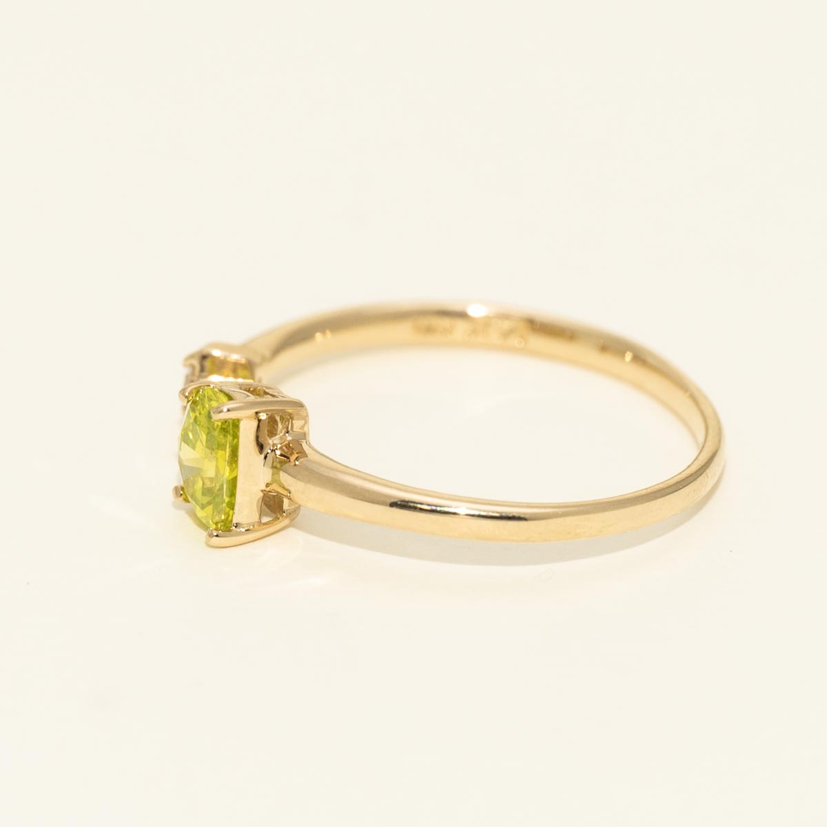 Green and White Diamond Ring in 14k Yellow Gold (1/2ct tw)