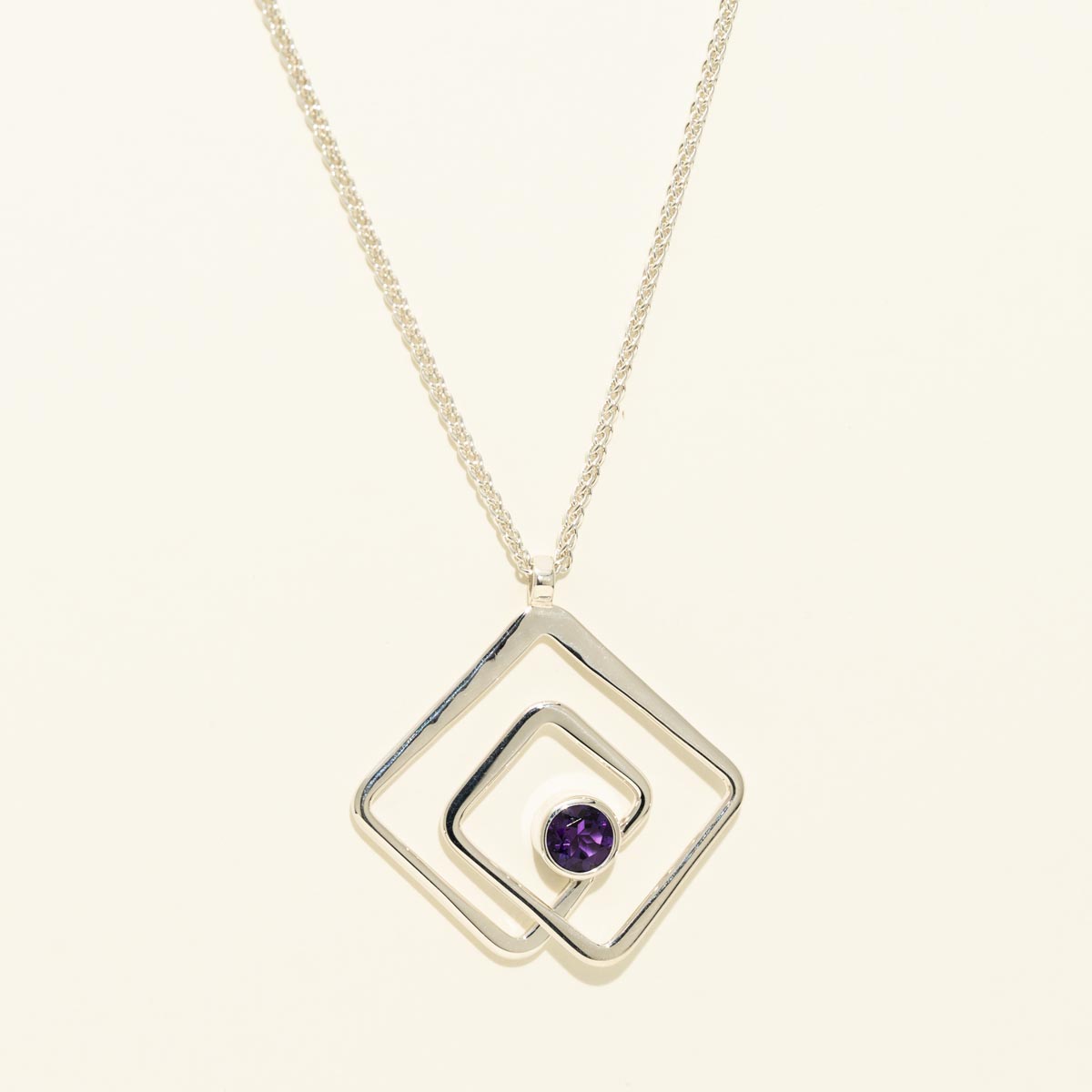 E.L. Designs Amethyst Gem Maze Necklace in Sterling Silver