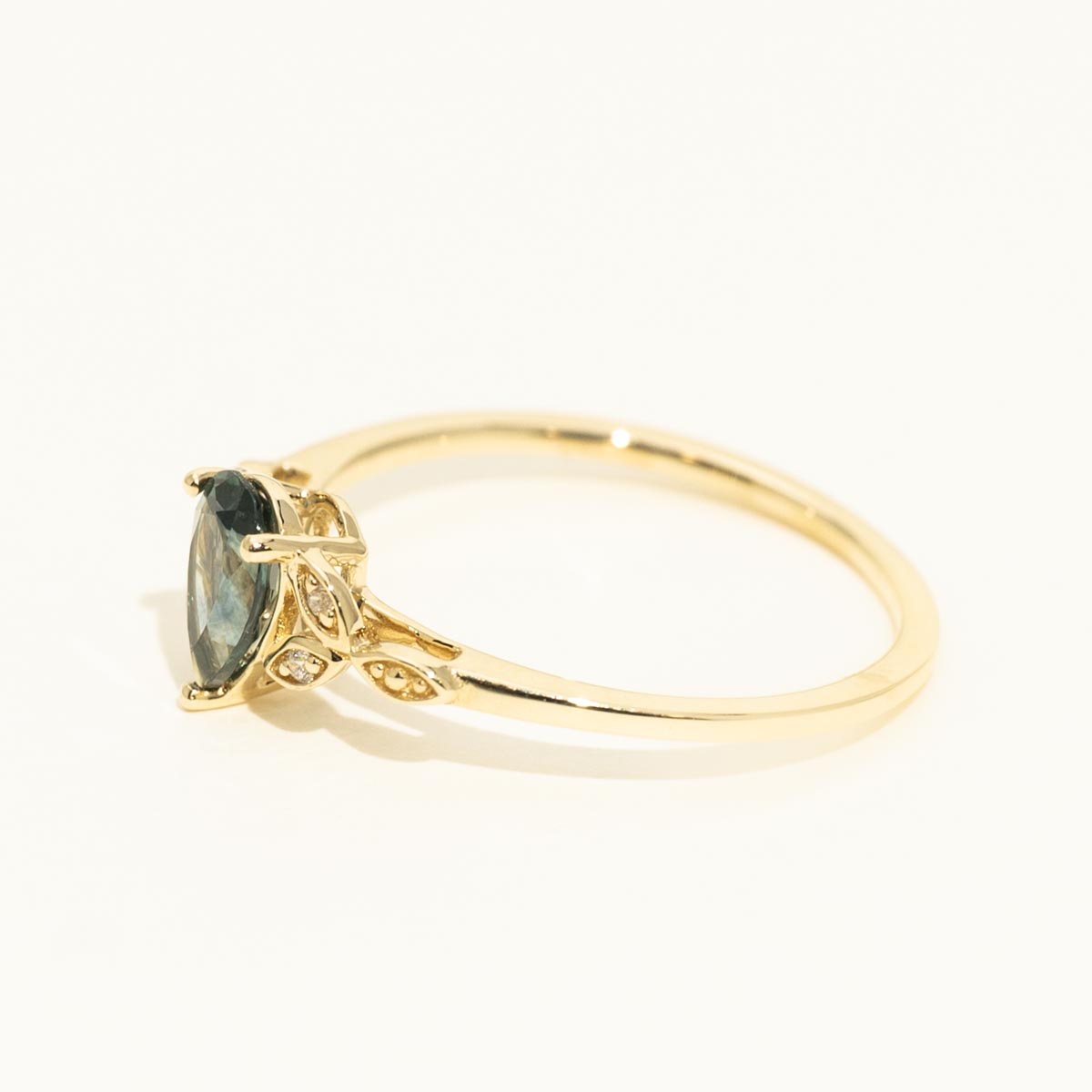 Parlé Pear Shape Montana Sapphire Ring in 14kt Yellow Gold with Diamonds (.02ct tw)