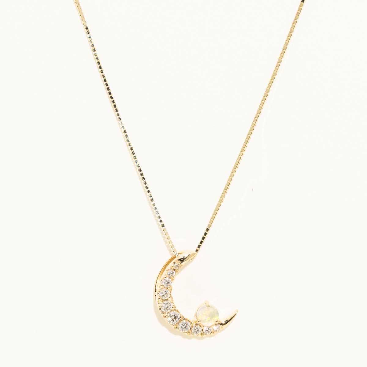 Parlé Australian Opal Half Moon Necklace in 14kt Yellow Gold with Diamonds (1/10ct tw)