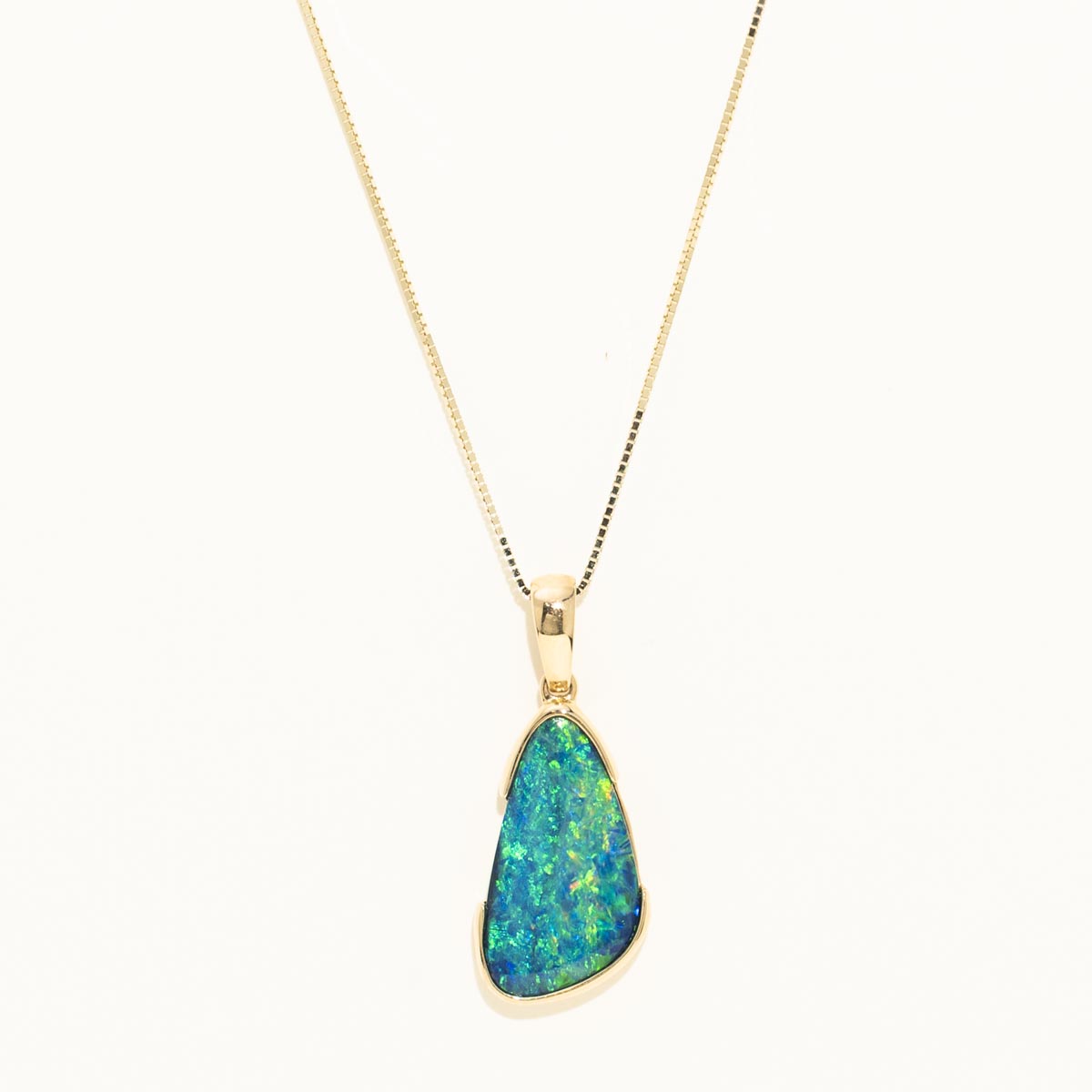 Parlé Oval Australian Opal Doublet Necklace in 14kt Yellow Gold
