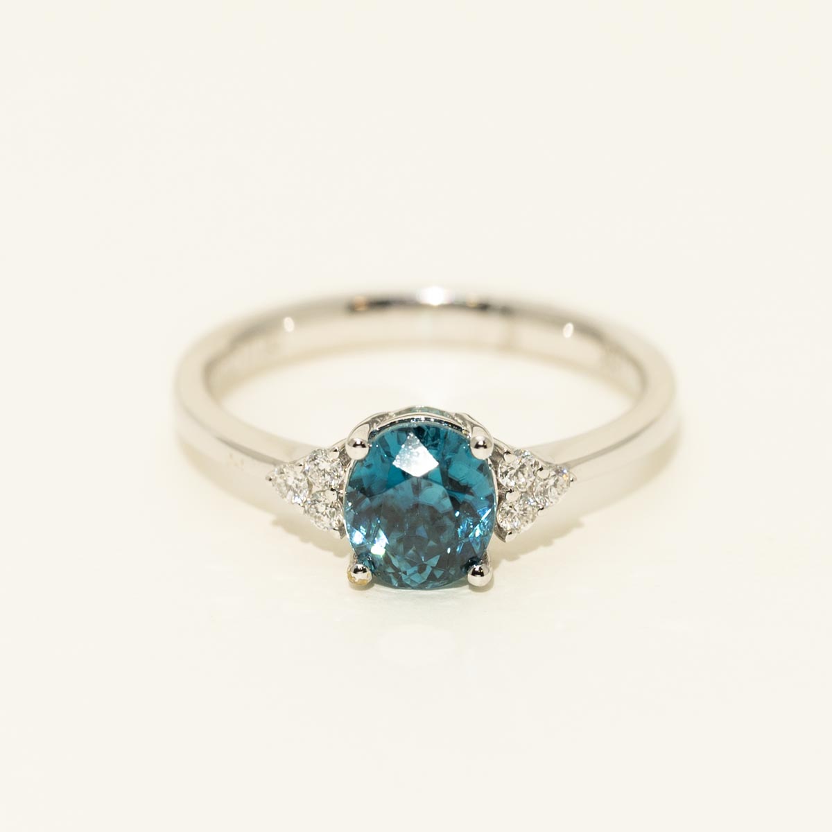 Oval Blue Zircon Ring in 18kt White Gold with Diamonds (1/10ct tw)