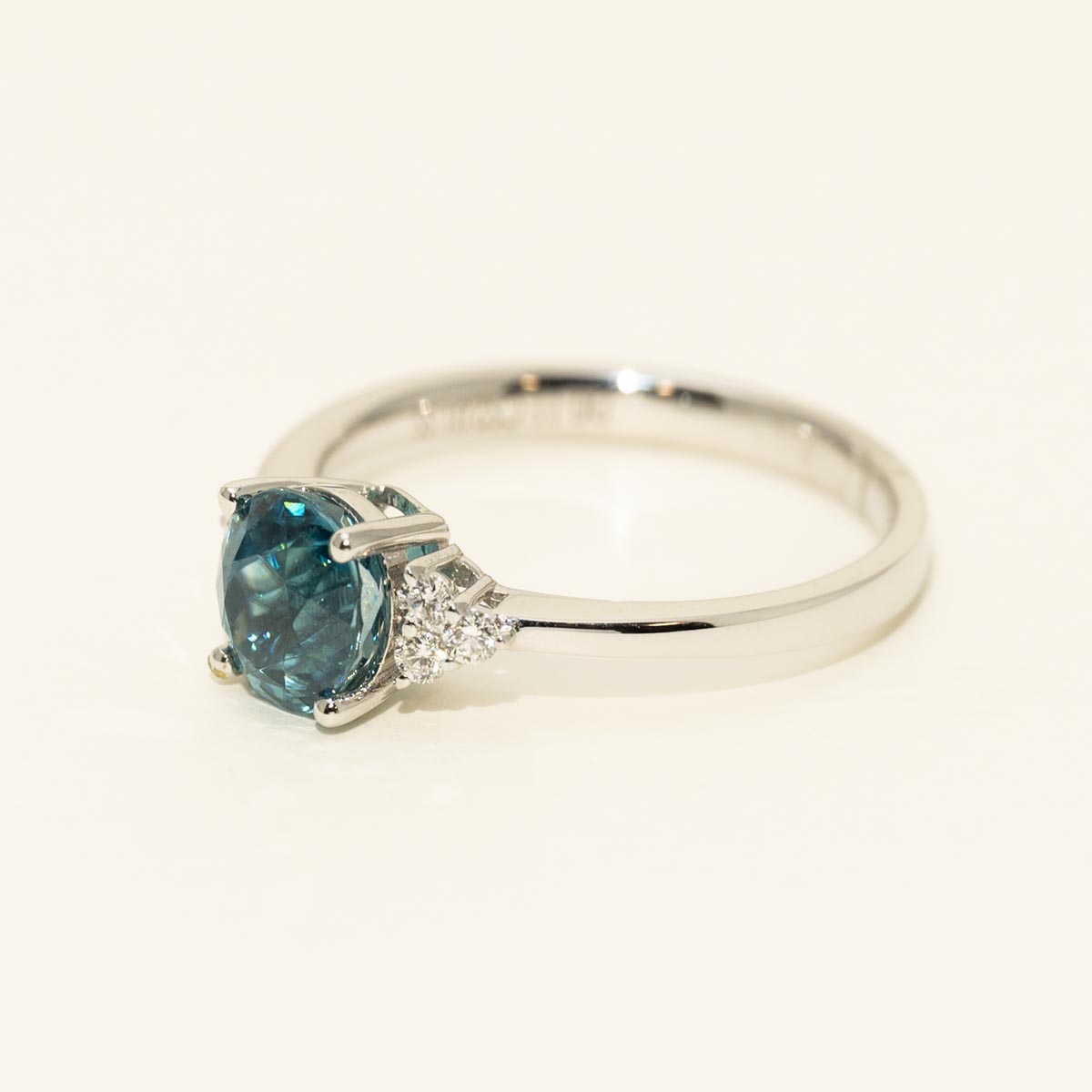 Oval Blue Zircon Ring in 18kt White Gold with Diamonds (1/10ct tw)