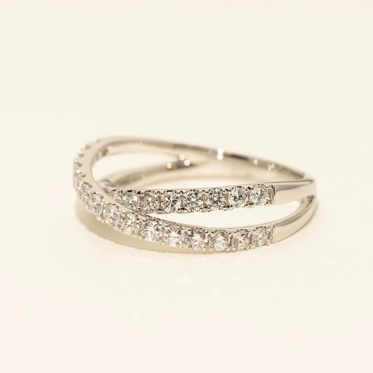 Diamond Criss Cross Fashion Ring in 14kt White Gold (3/4ct tw)