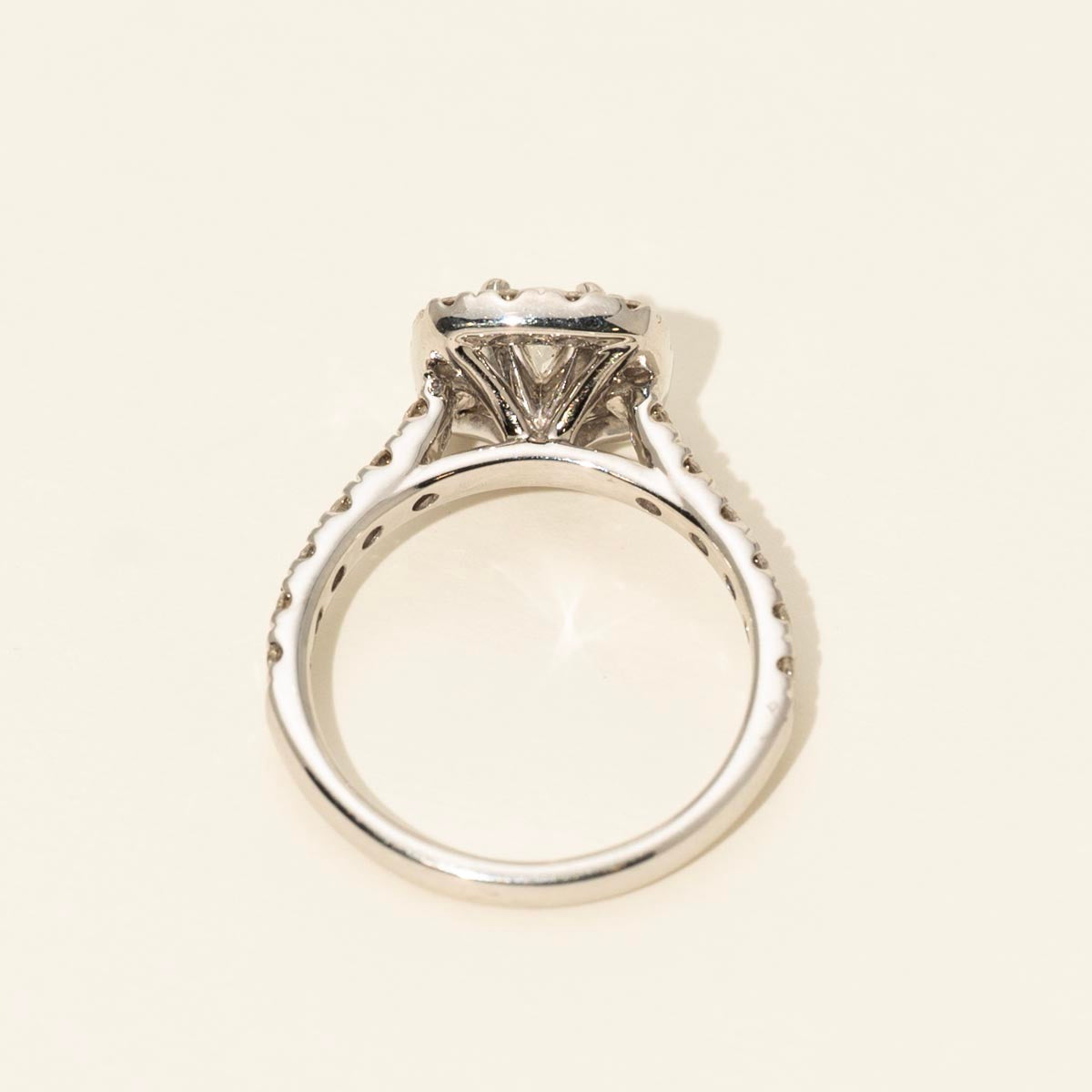 Diamond Halo Bridal Set in 14kt White Gold (2ct tw)