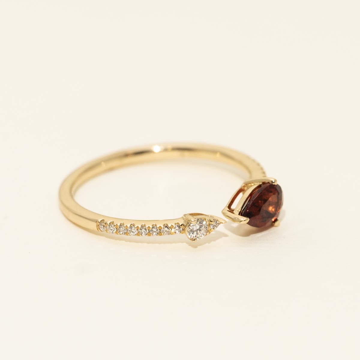Madison L Pear Shape Garnet Ring in 14kt Yellow Gold with Diamonds