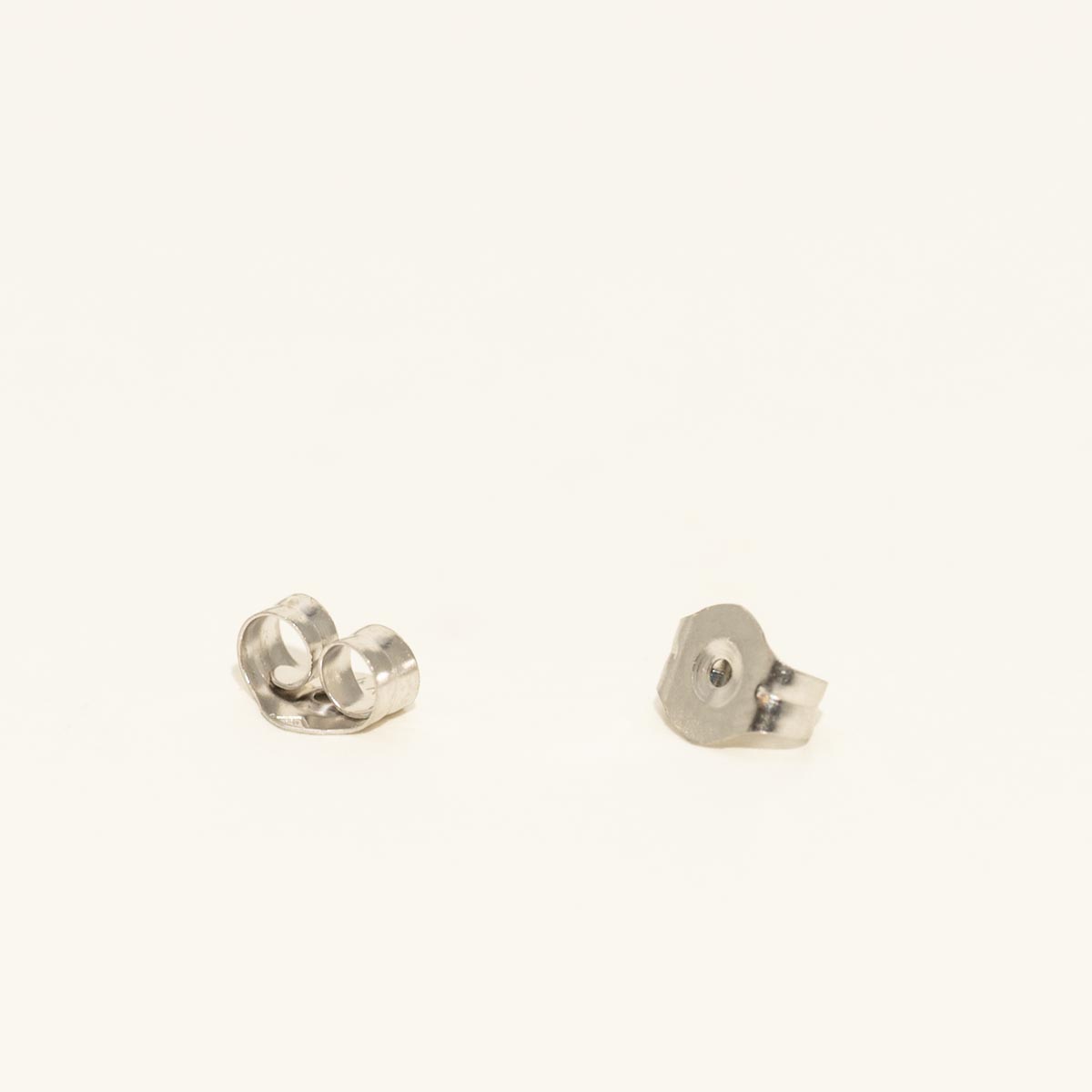 Blue Diamond Stud Earrings in 14kt White Gold (1 1/4ct tw)