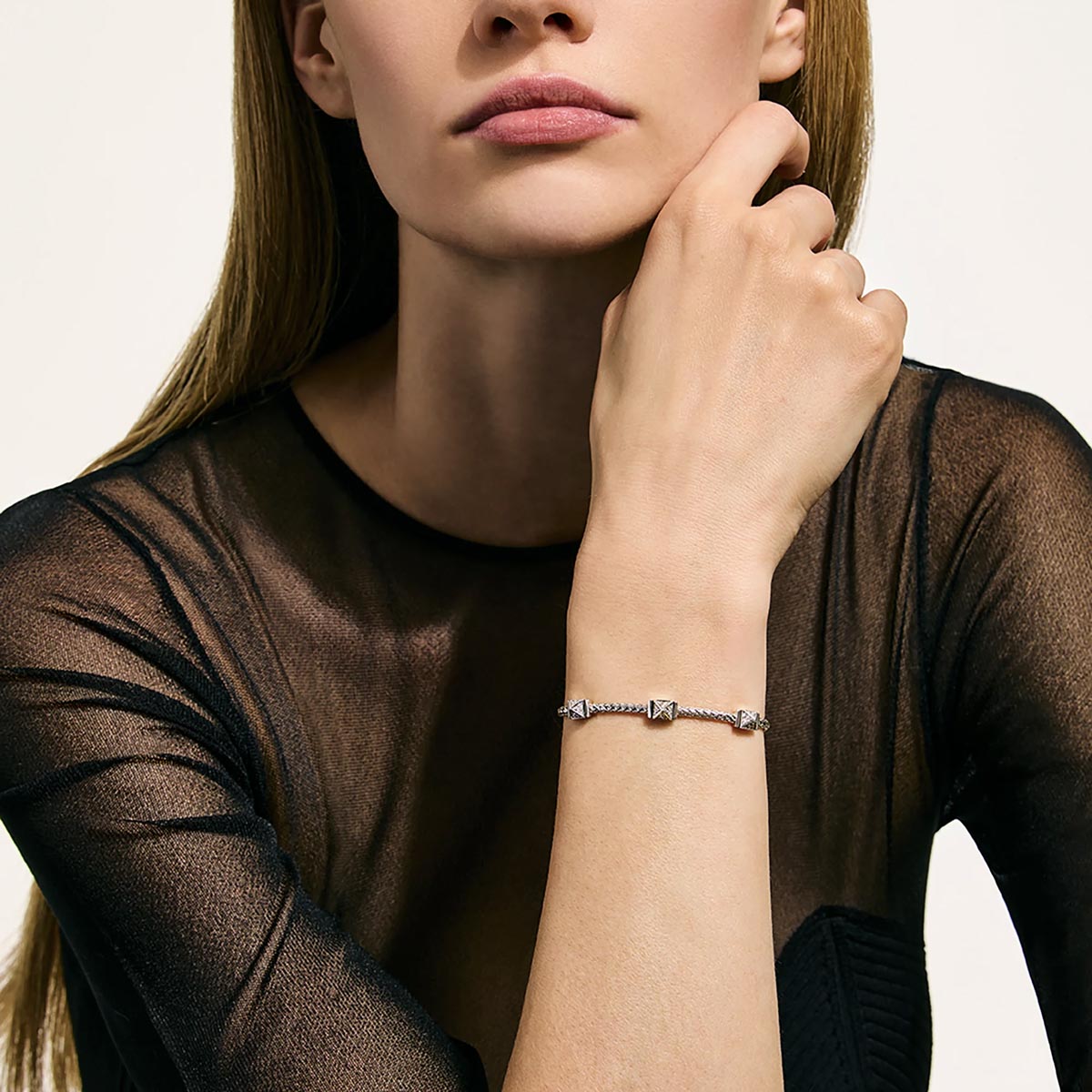 John Hardy Icon Stud Stationary Bracelet in Sterling Silver with Diamonds (1/5ct tw)