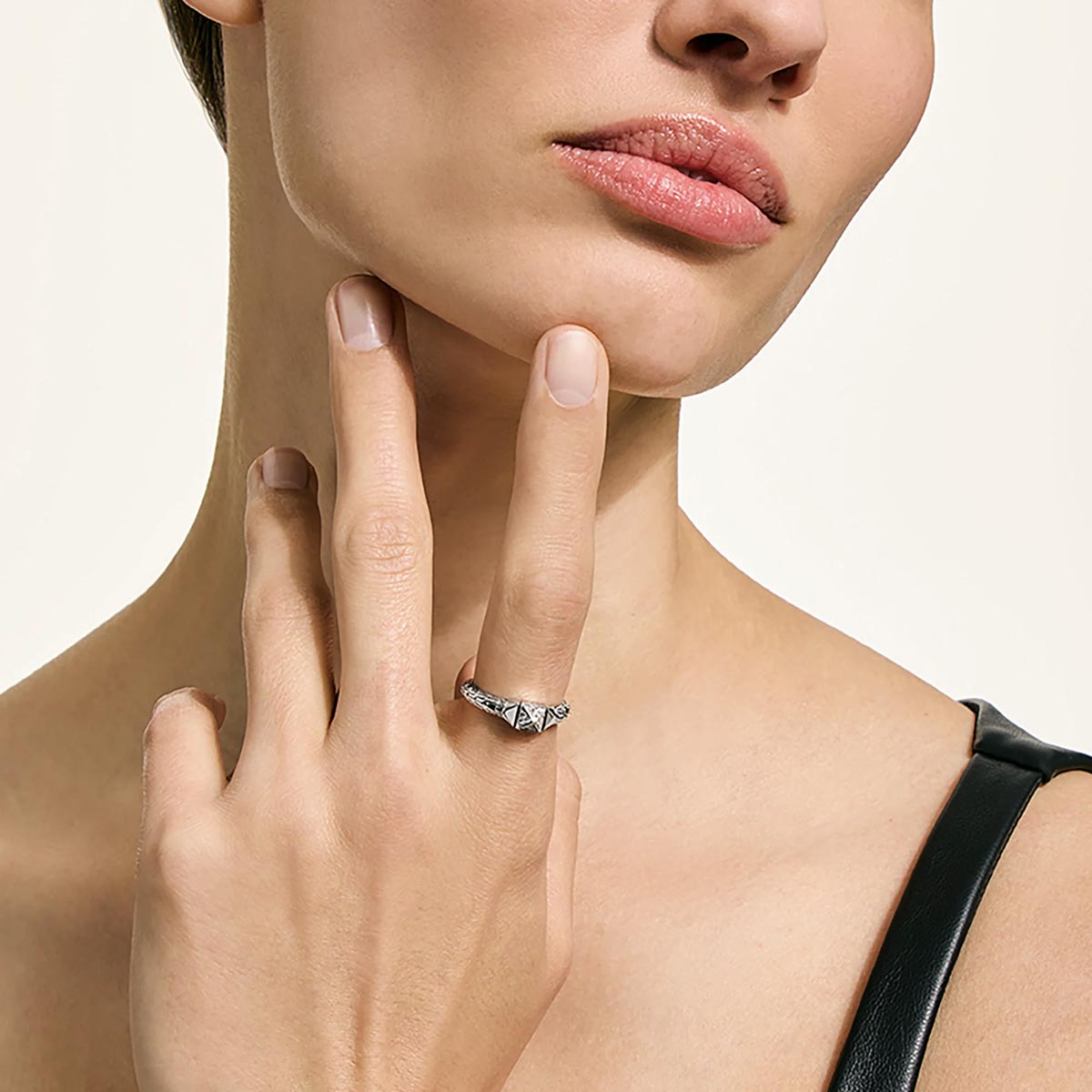 John Hardy Icon Stud Ring in Sterling Silver with Diamonds (1/20ct tw)
