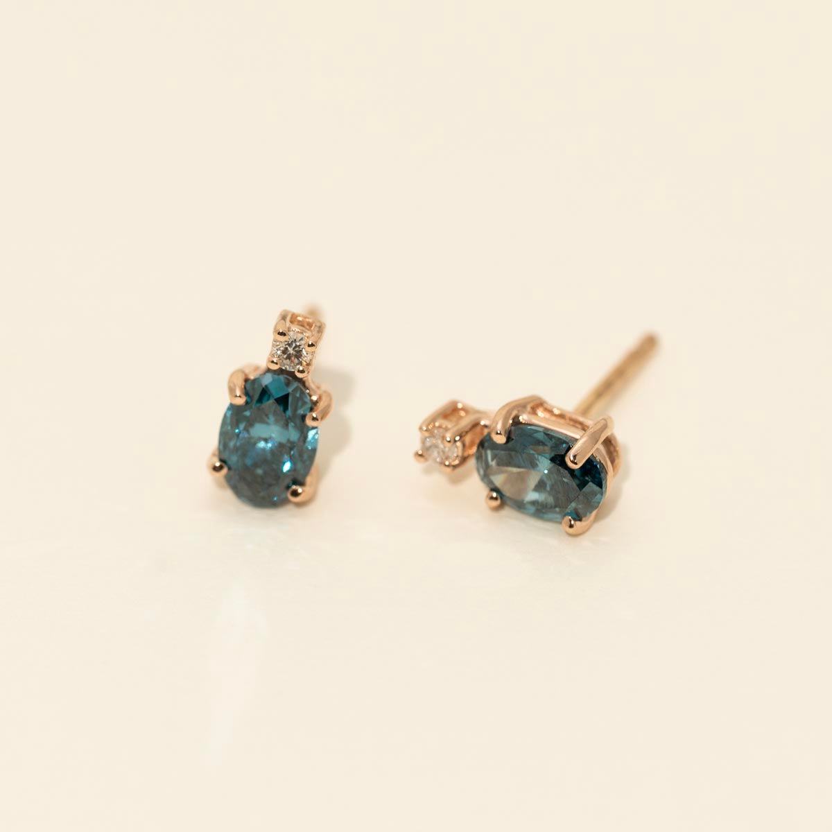 Oval Blue Diamond Earrings in 14kt Rose Gold (3/4ct tw)