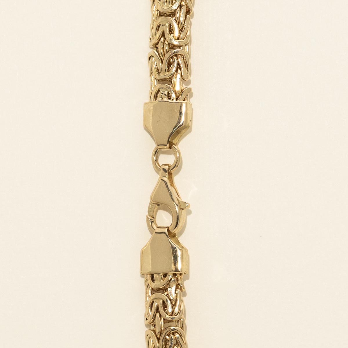Estate Byzantine Chain in 14kt Yellow Gold (18 inches and 7mm wide)