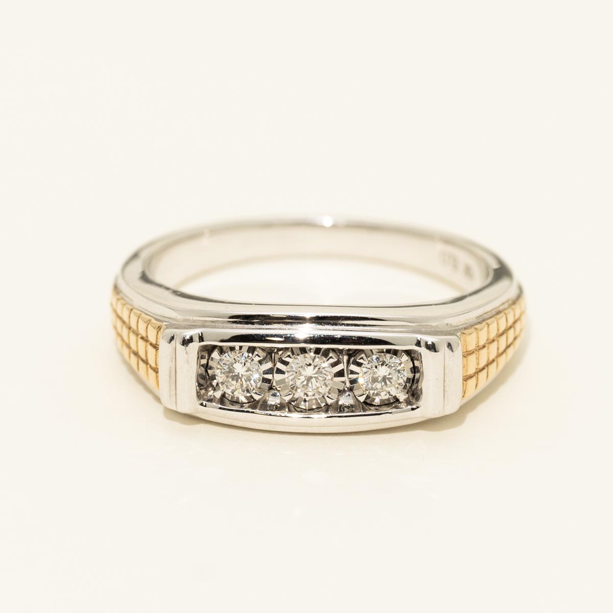 Mens Diamond Ring in 10kt White and Yellow Gold (1/4ct tw)