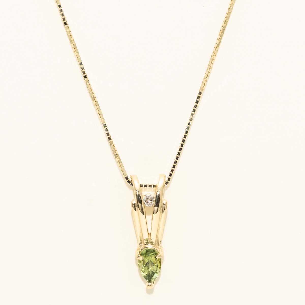 Maine Green Tourmaline Pear Shape Necklace in 14kt Yellow Gold