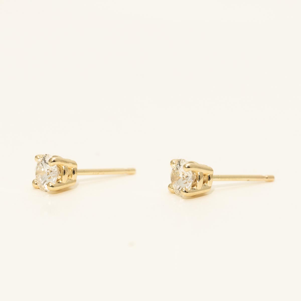 Diamond Earrings in 14kt Yellow Gold (5/8ct tw)