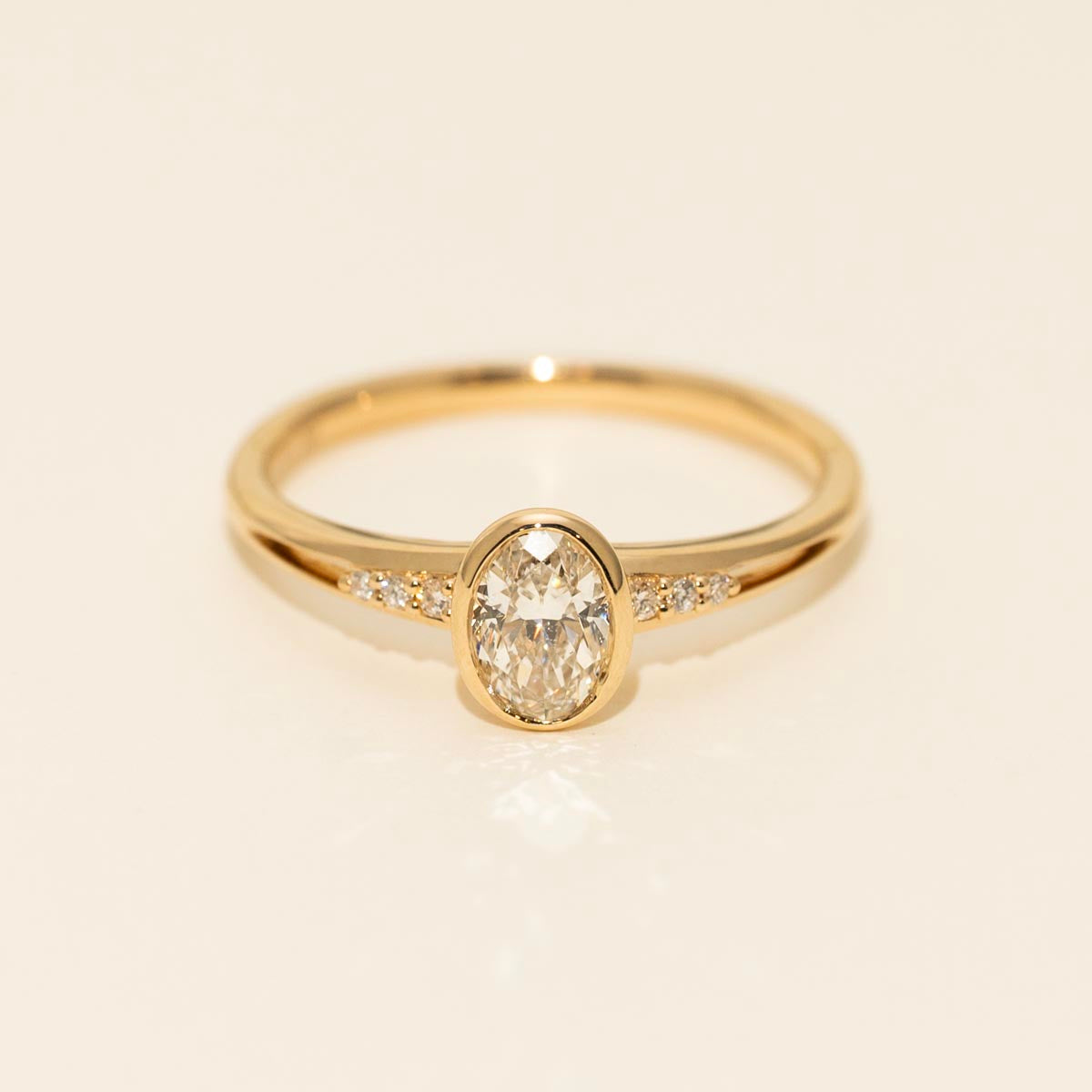 Oval Diamond Bezel Engagement Ring in 14kt Yellow Gold (1/2ct tw)