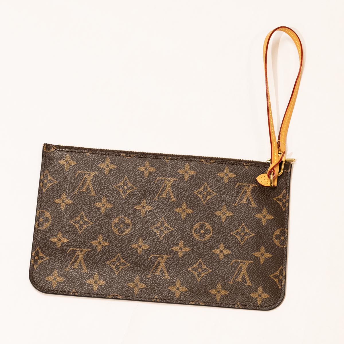 Pre Owned Louis Vuitton Monogram MM Canvas Neverfull Pouch