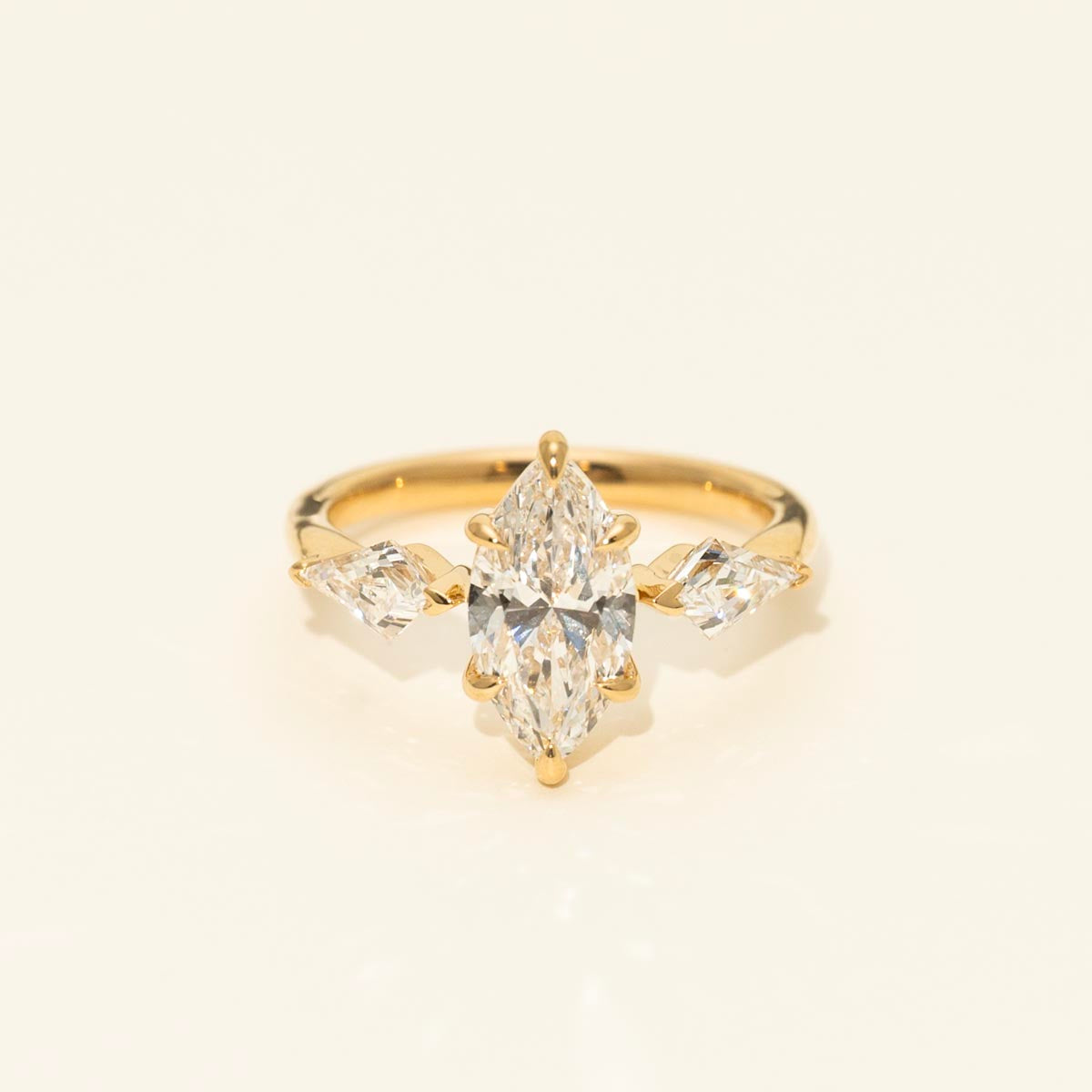 Lab Grown Marquise and Kite Shape Diamond Engagement Ring in 14kt Yellow Gold (2ct tw)