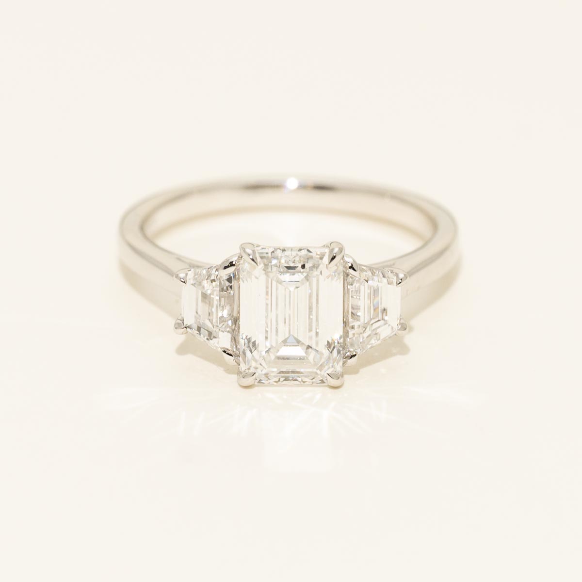 Lab Grown Emerald Cut Diamond Three Stone Engagement Ring in 14kt White Gold (3ct tw)