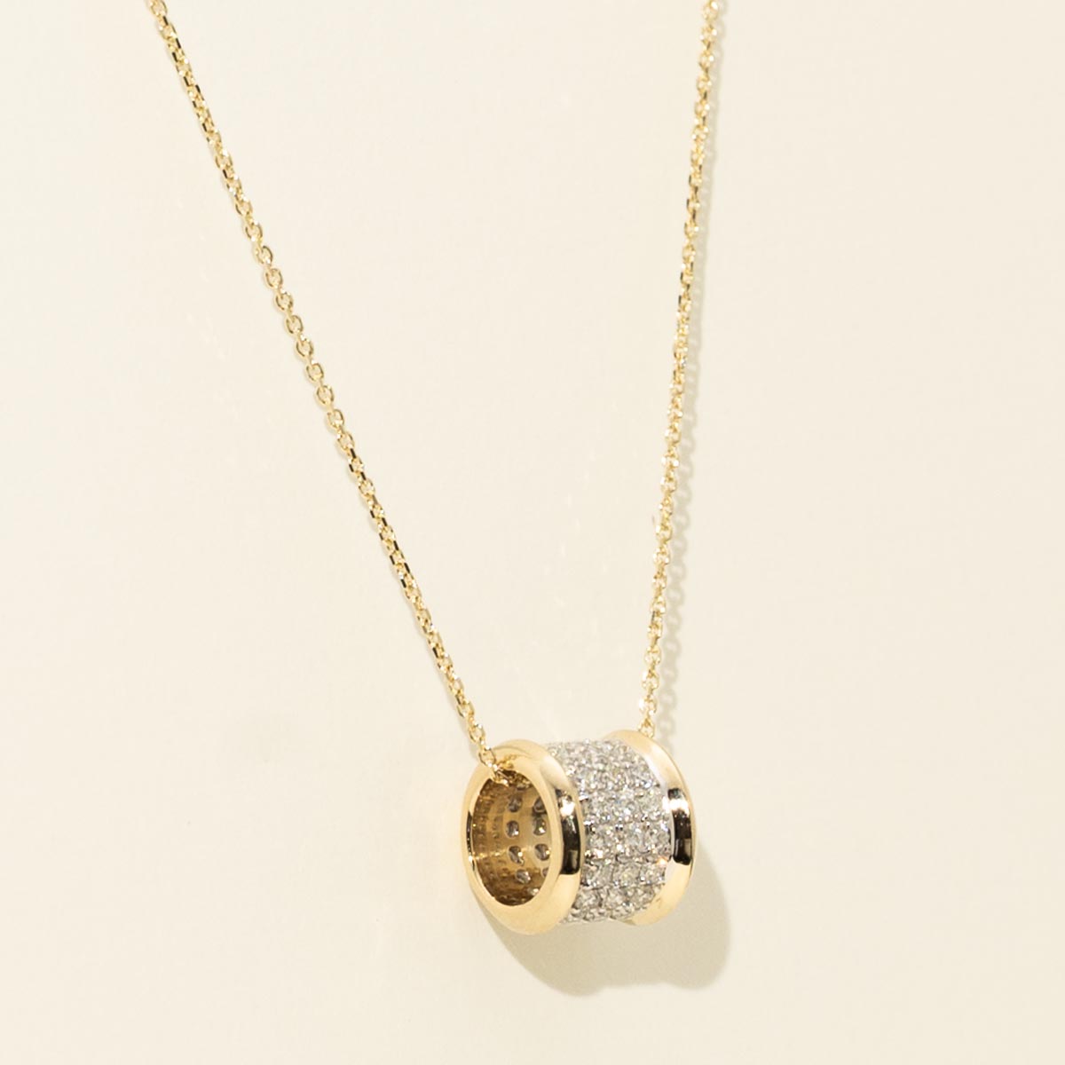 Diamond Pave Barrel Necklace in 14kt Yellow Gold (1/3ct tw)