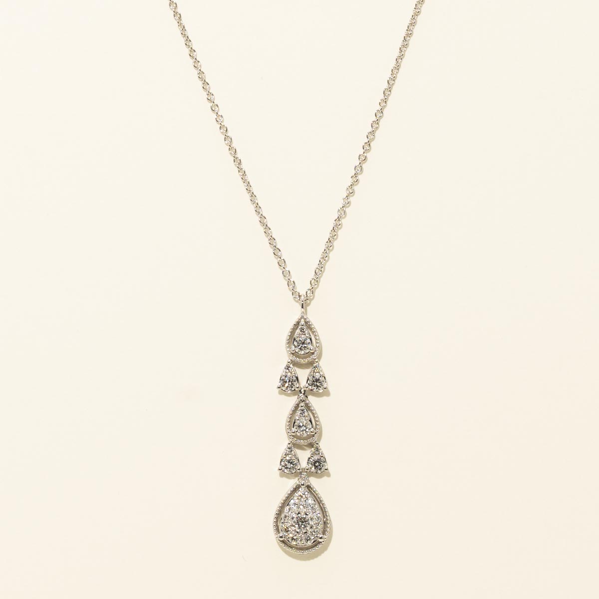 Diamond Necklace in 14kt White Gold (3/8ct tw)