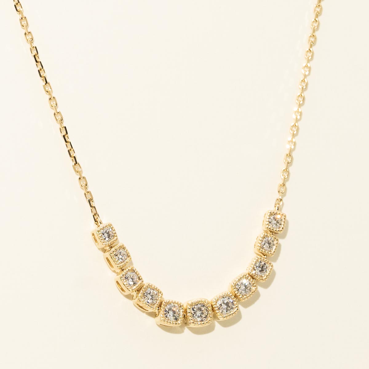 Diamond Smile Necklace in 14kt Yellow Gold (1/2ct tw)
