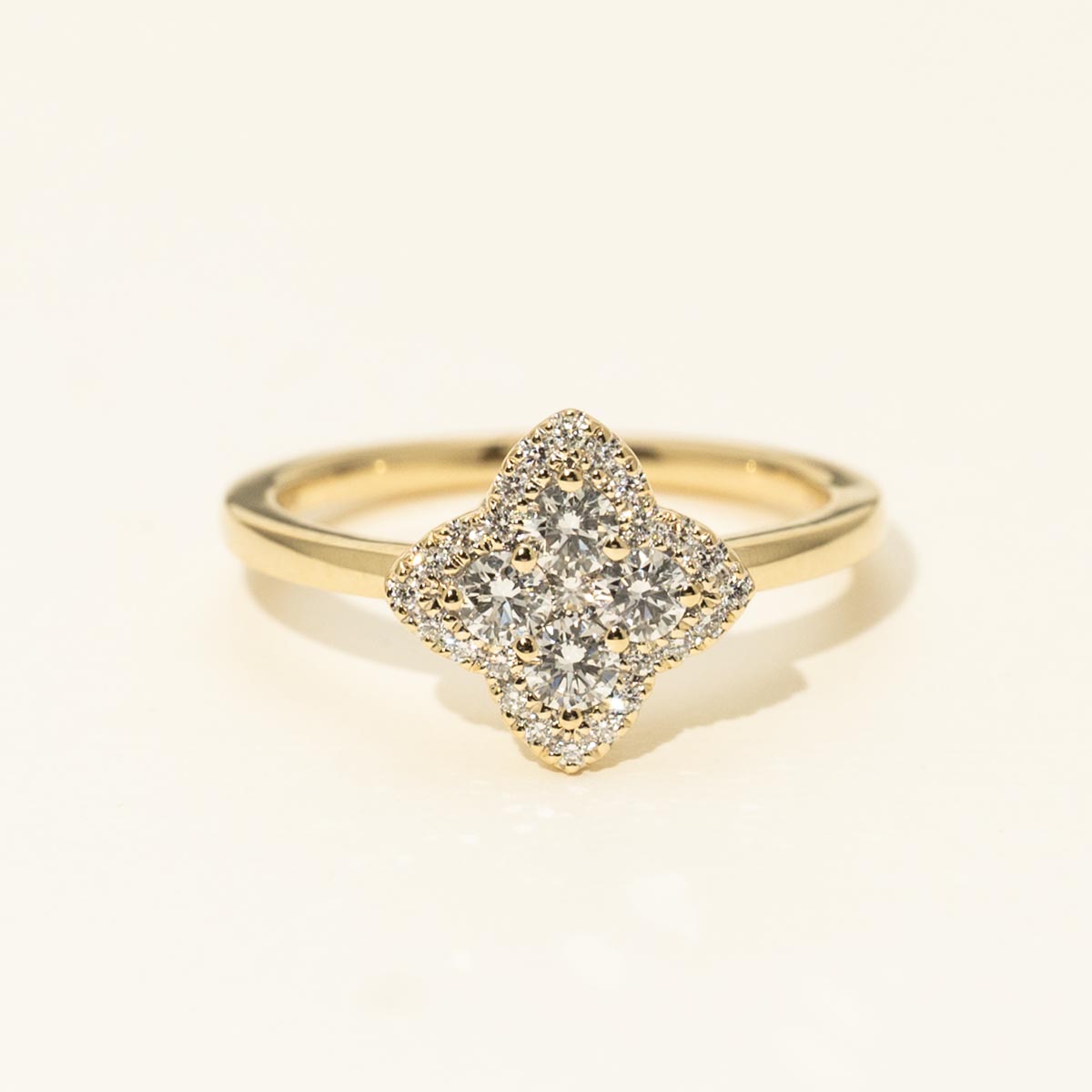 Diamond Flower Ring in 14kt Yellow Gold (1/2ct tw)