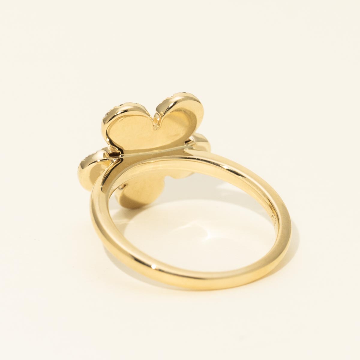 Diamond Flower Ring in 14kt Yellow Gold (1/7ct tw)