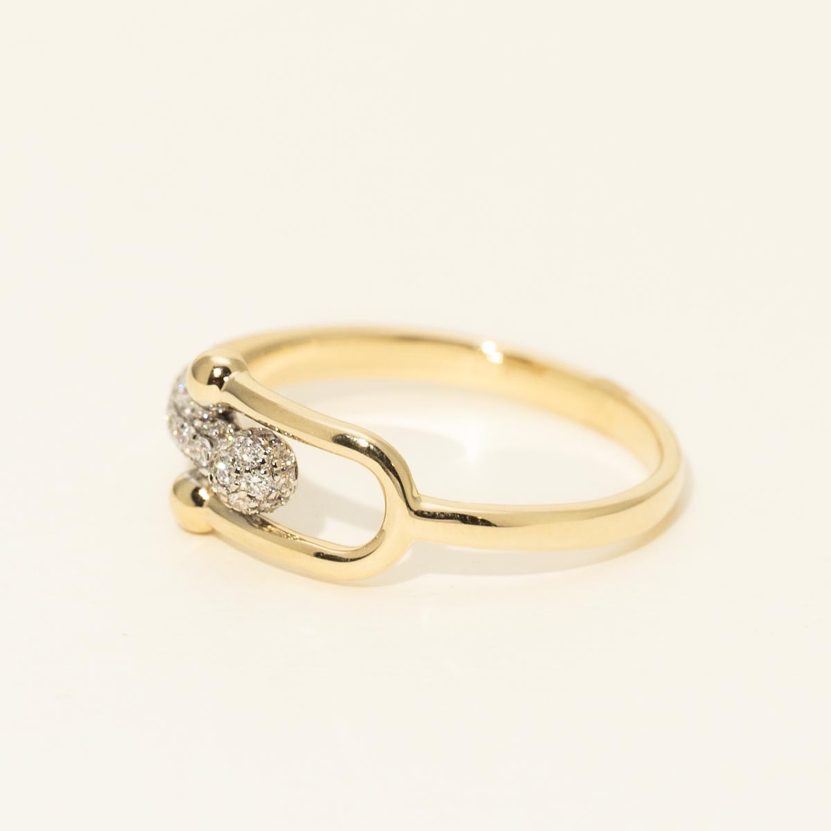 Diamond U Link Ring in 14kt Yellow Gold (1/7ct tw)