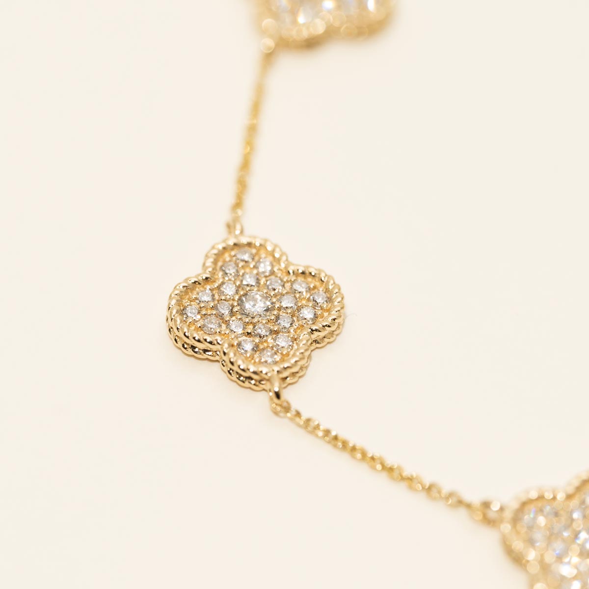 Diamond Clover Bracelet in 14kt Yellow Gold (7/8ct tw)