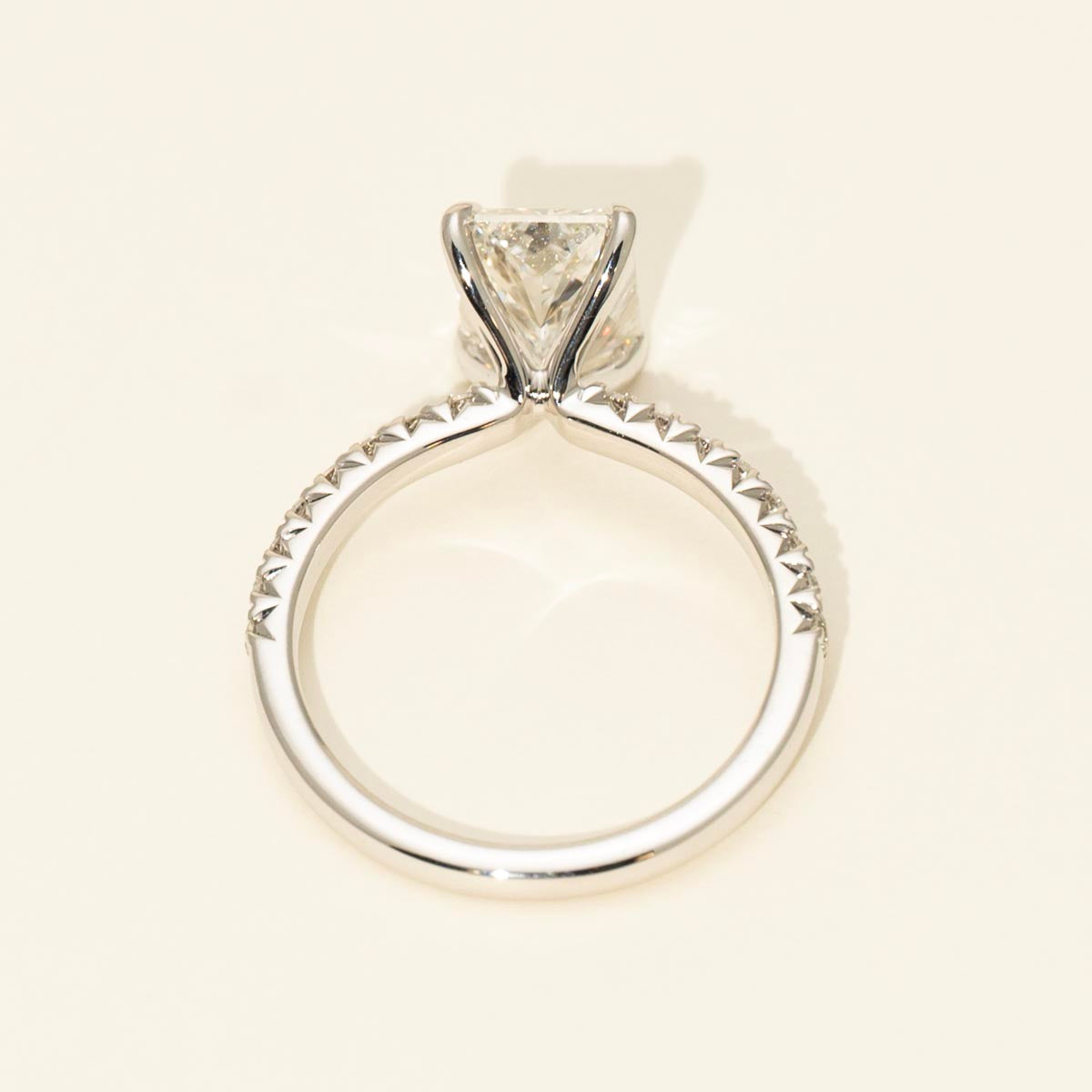 Lab Grown Radiant Cut Diamond Engagement Ring in 14kt White Gold (2 1/2ct tw)