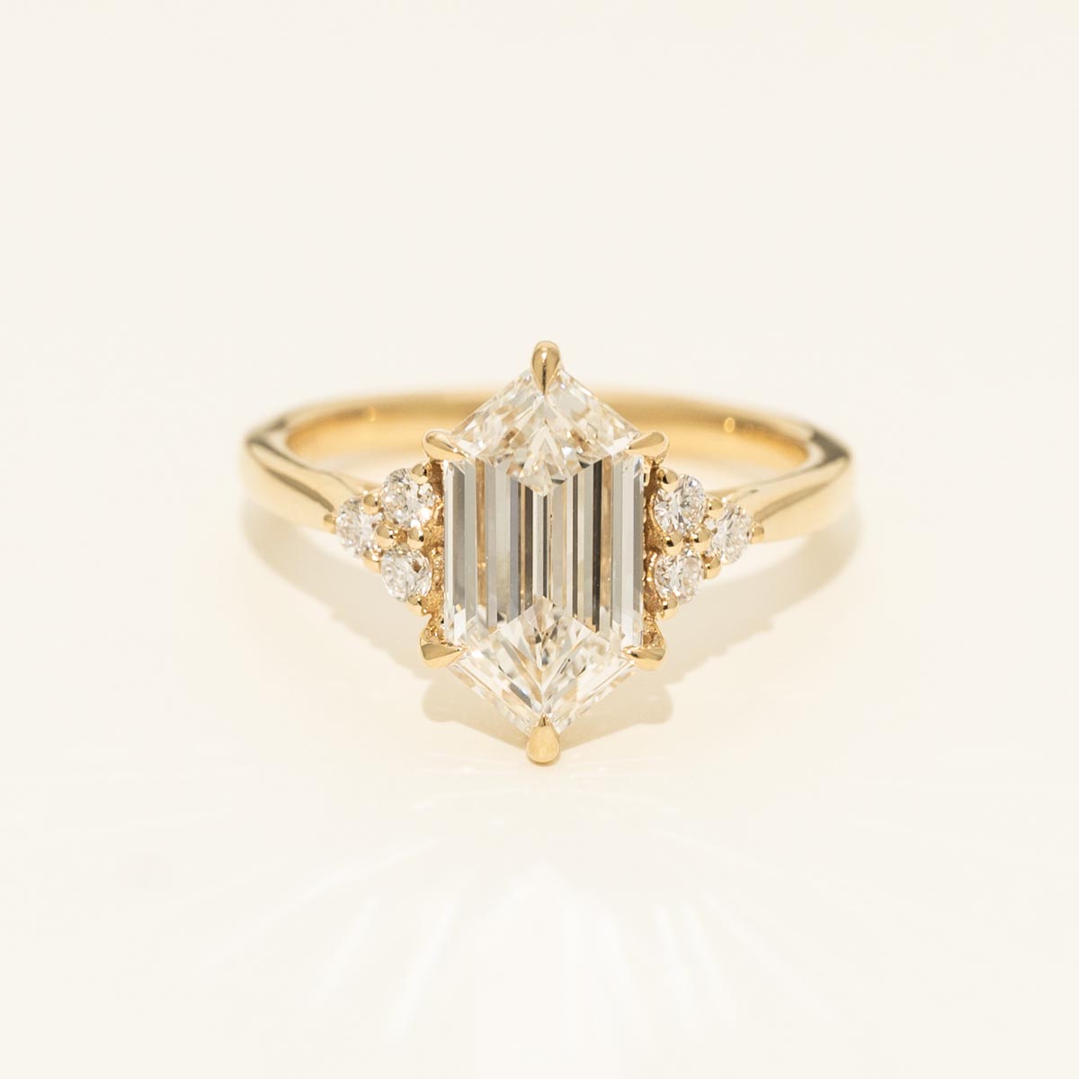Lab Grown Hexagon Diamond Engagement Ring in 14kt Yellow Gold (2 1/2ct tw)