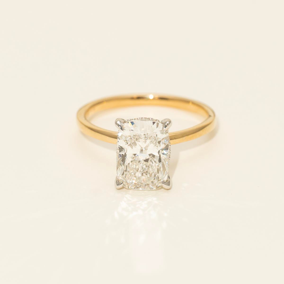 Lab Grown Cushion Diamond Engagement Ring in 14kt Yellow Gold (3ct tw)