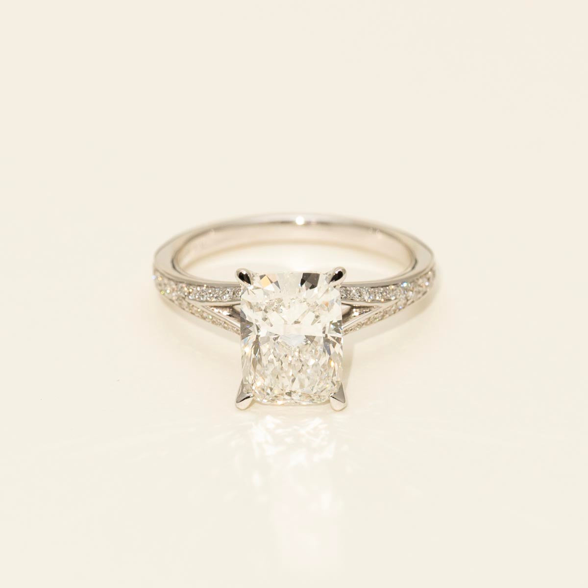 Lab Grown Cushion Cut Diamond Engagement Ring in 14kt White Gold (3ct tw)
