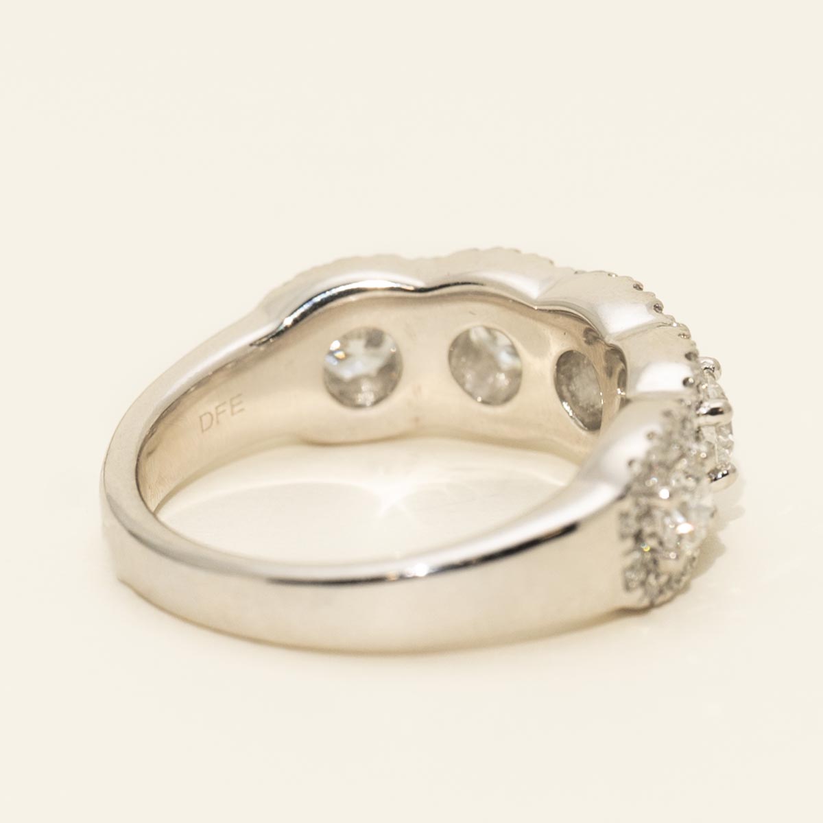 Diamond Band in 14kt White Gold (1 1/2ct tw)