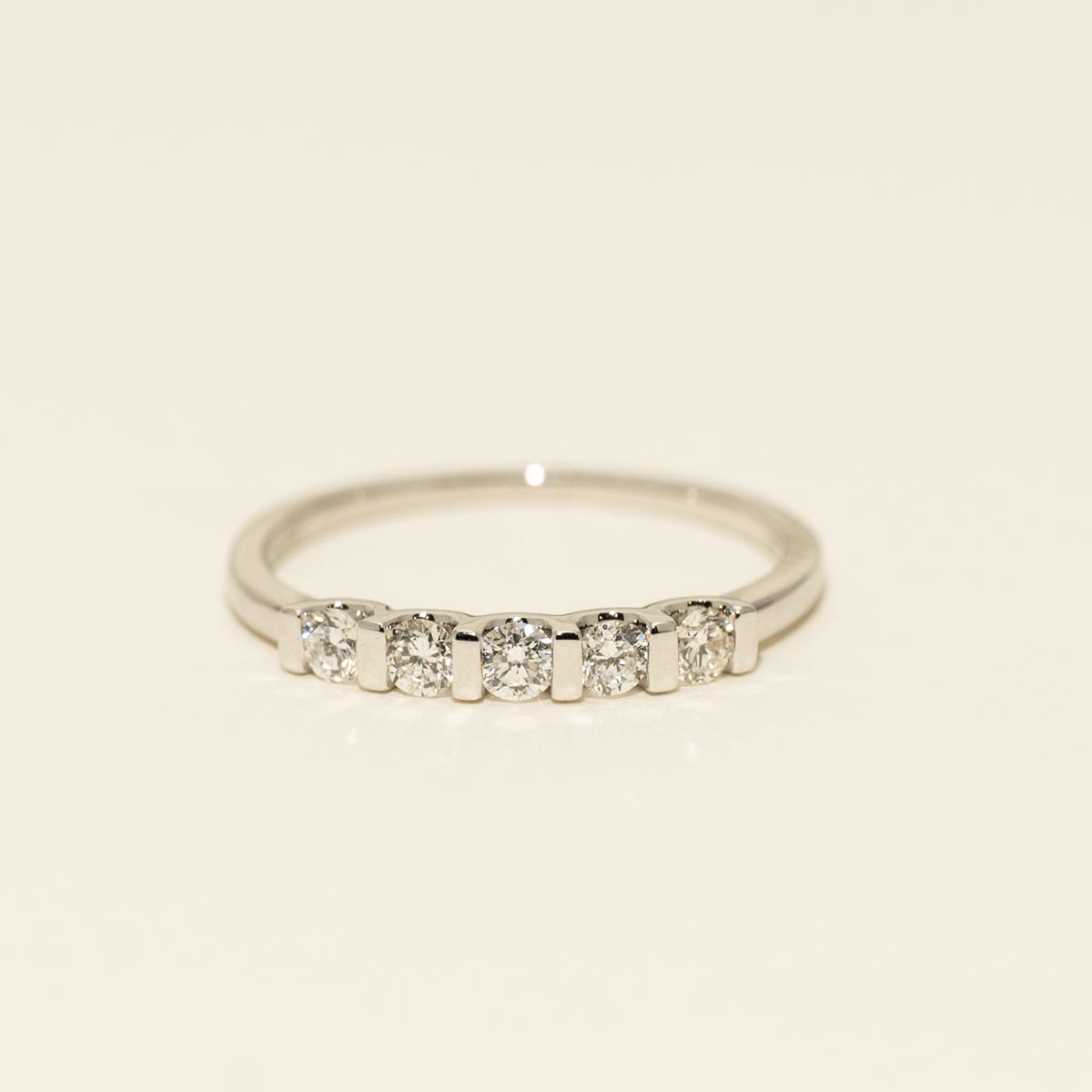 Diamond Bar Band in 14kt White Gold (1/3ct tw)