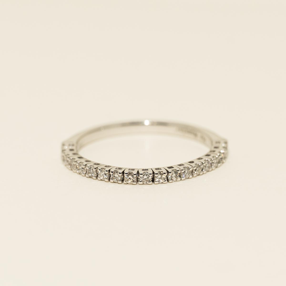Diamond Half Flex Wedding Band in 14kt White Gold (1/4ct tw)