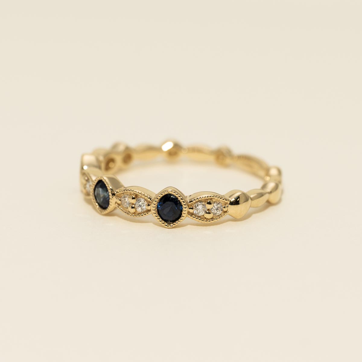 Diamond and Sapphire Wedding Band in 14kt Yellow Gold (1/10ct tw)