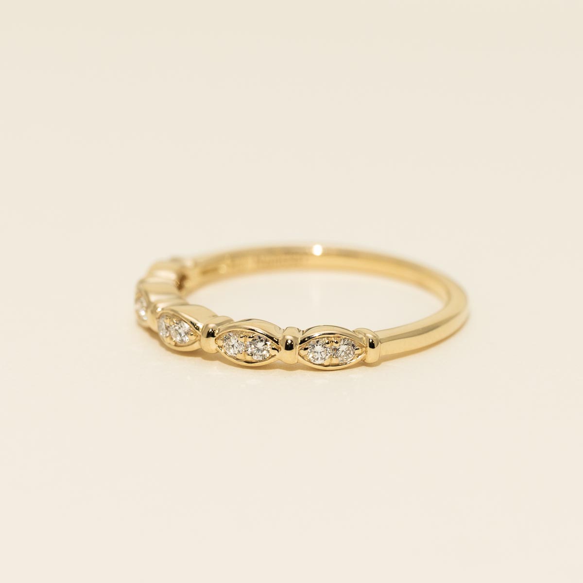 Diamond Band in 14kt Yellow Gold (1/7ct tw)