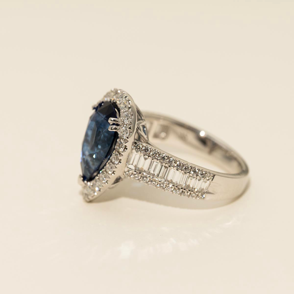Pear Shaped Ceylon Sapphire Ring in 18kt White Gold with Diamonds