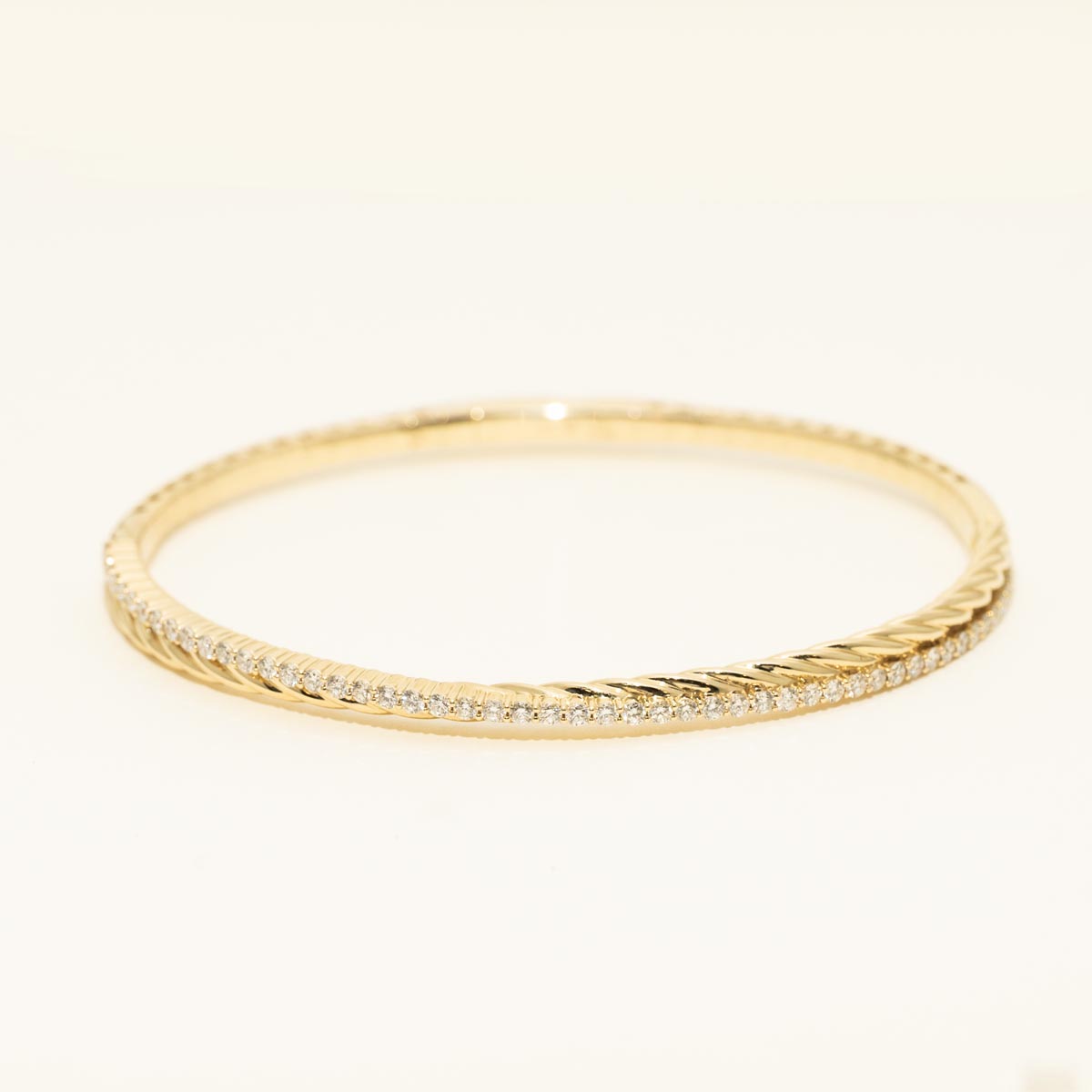 Diamond Bangle Bracelet in 14kt Yellow Gold (1 1/20ct tw)