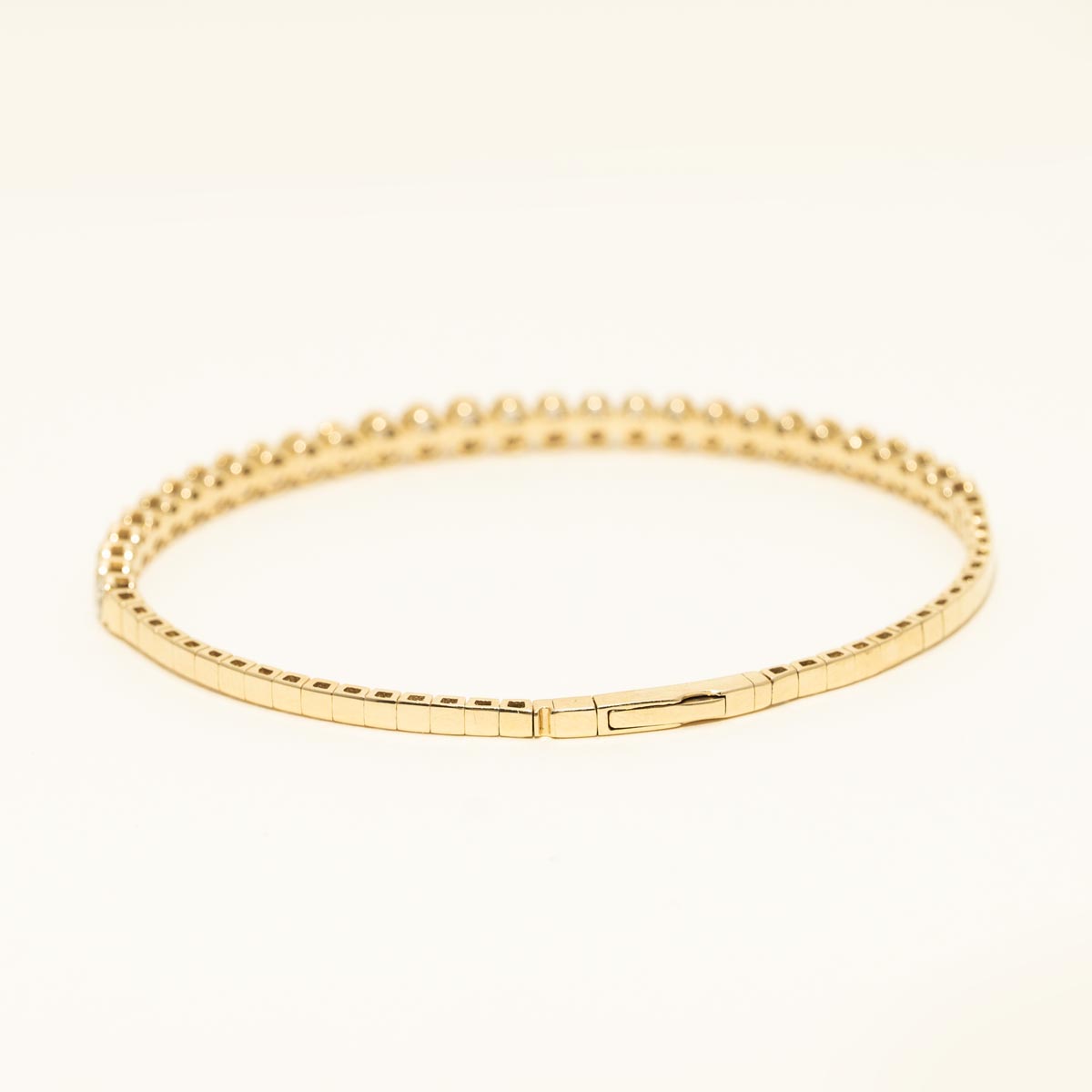 Oval Diamond Flex Bracelet in 14kt Yellow Gold (1 5/8ct tw)
