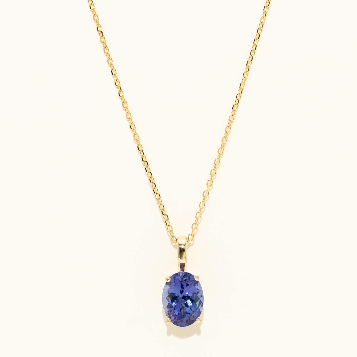 Oval Tanzanite Necklace in 14kt Yellow Gold