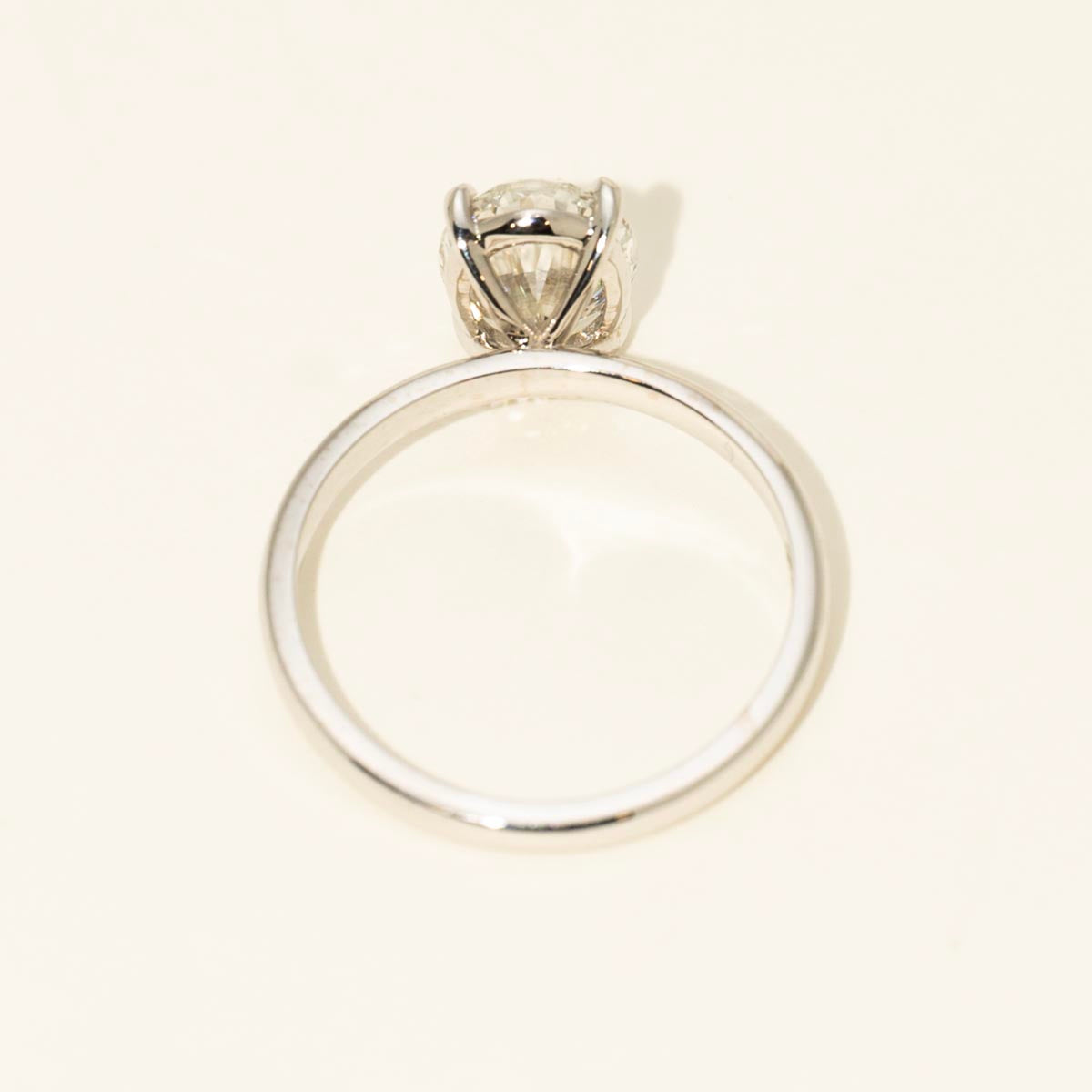 Lab Grown Oval Diamond Solitaire Engagement Ring in 14kt White Gold (2ct)