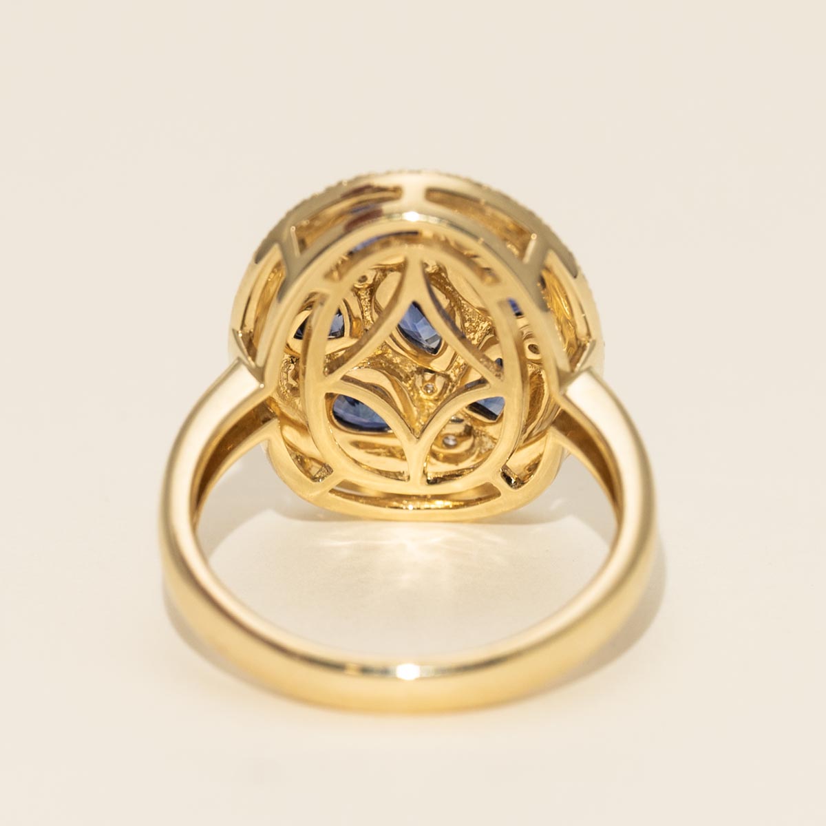 Multi Shape Sapphire Ring in 14kt Yellow Gold with Diamonds