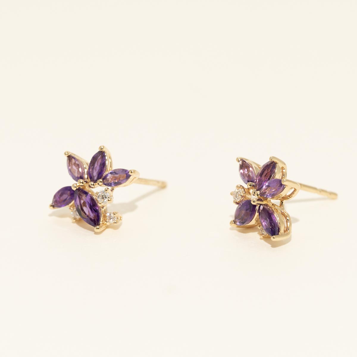 Marquise Amethyst Cluster Stud Earrings in 14kt Yellow Gold with Diamonds