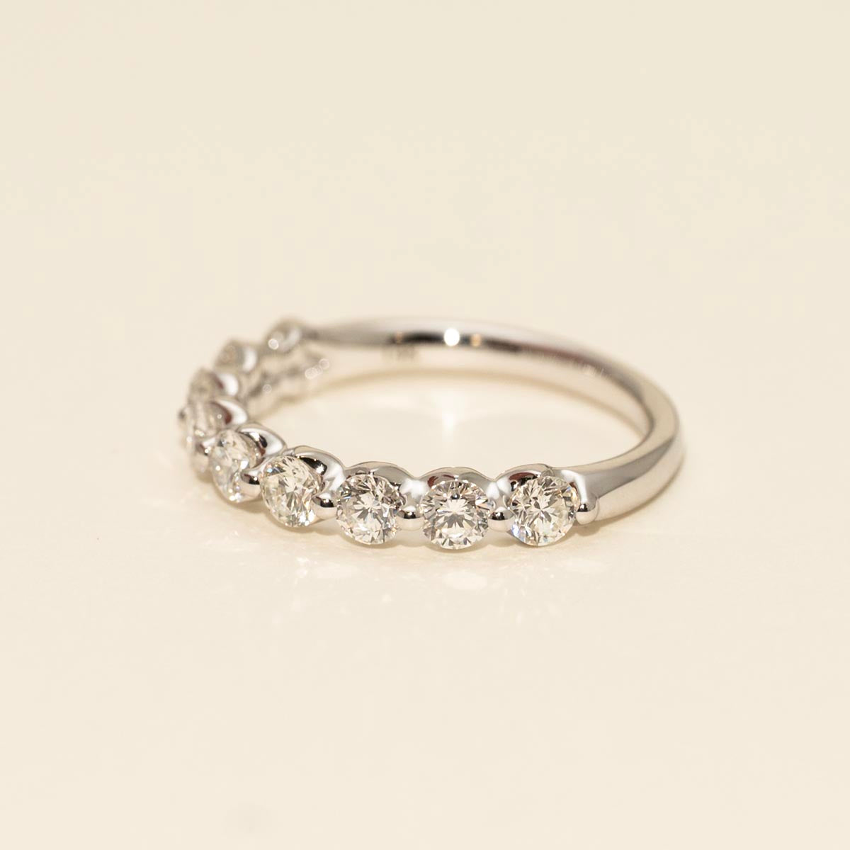 Floating Diamond Band in 14kt White Gold (1ct tw)