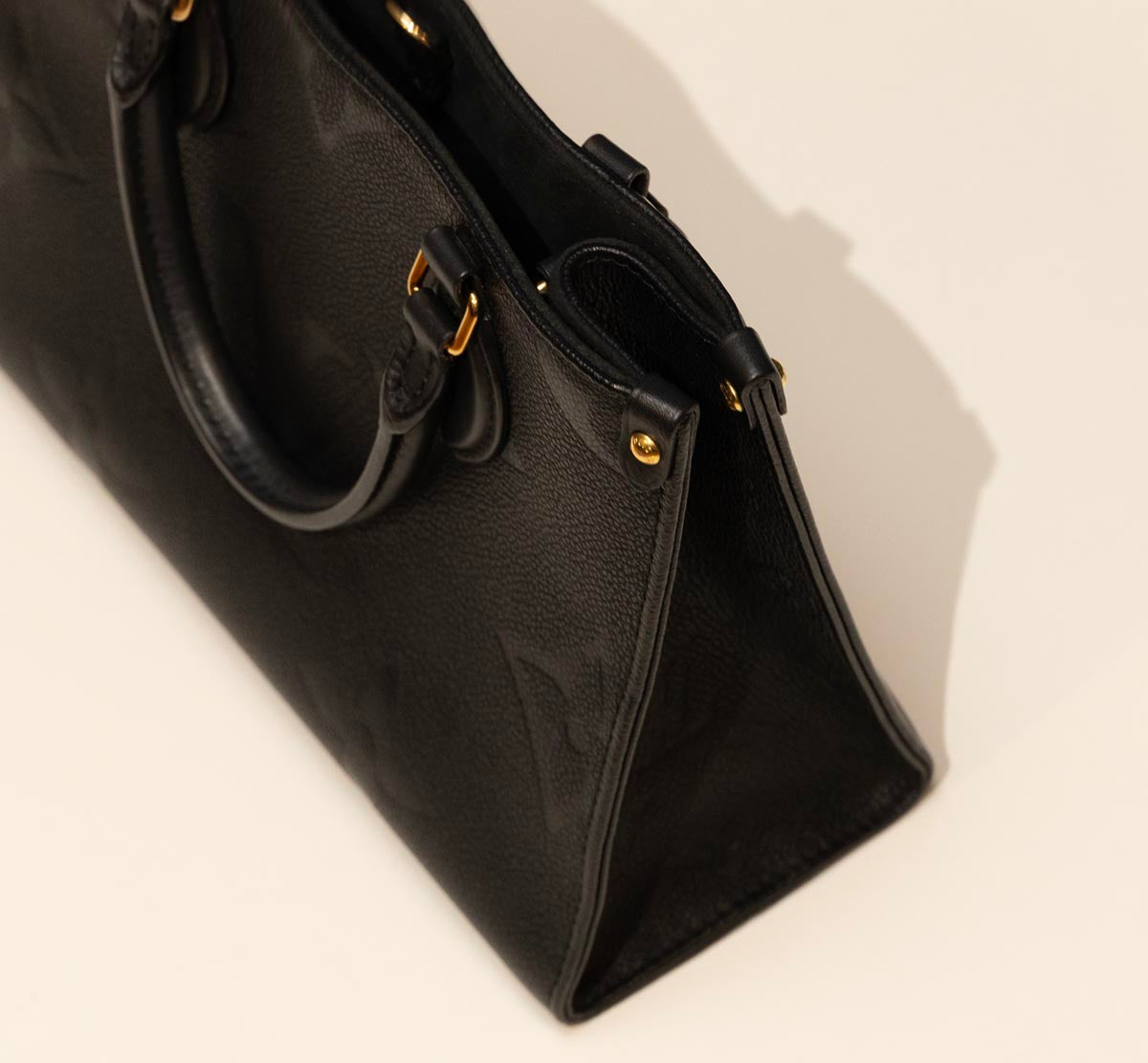 Pre Owned Louis Vuitton Empreinte Monogram PM Black Leather OnTheGo Handbag