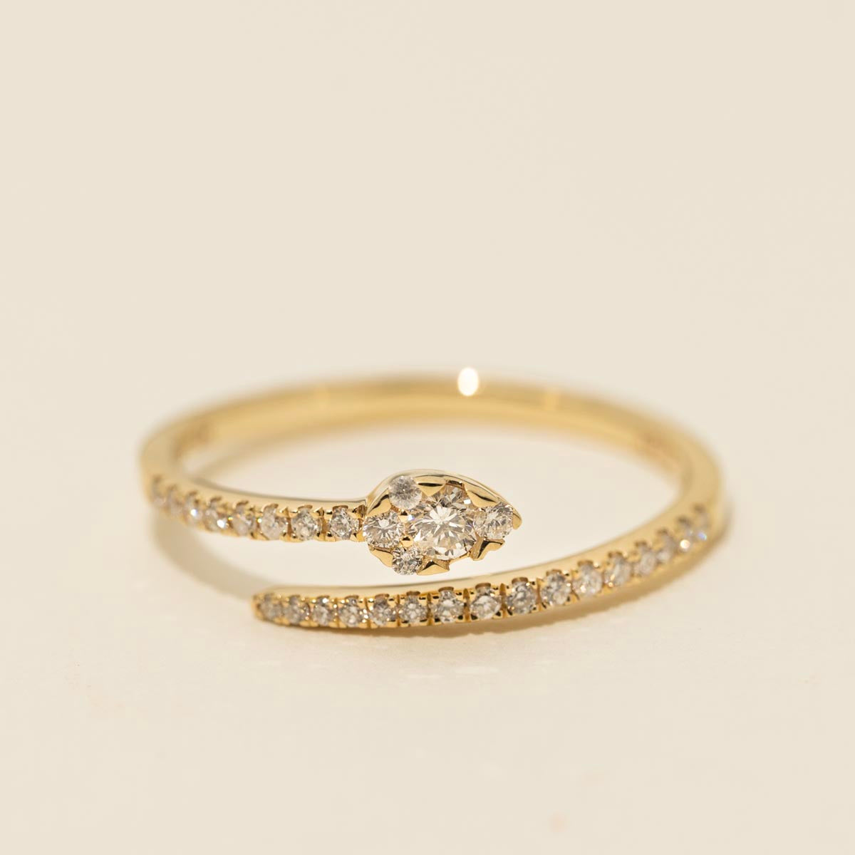 Diamond Bypass Ring in 14kt Yellow Gold (1/4ct tw)